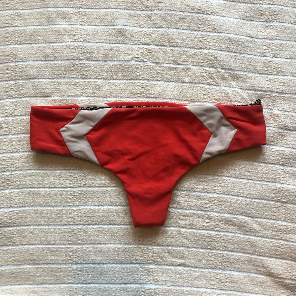 Bright red (hibiscus?) mentawai bottoms by acacia